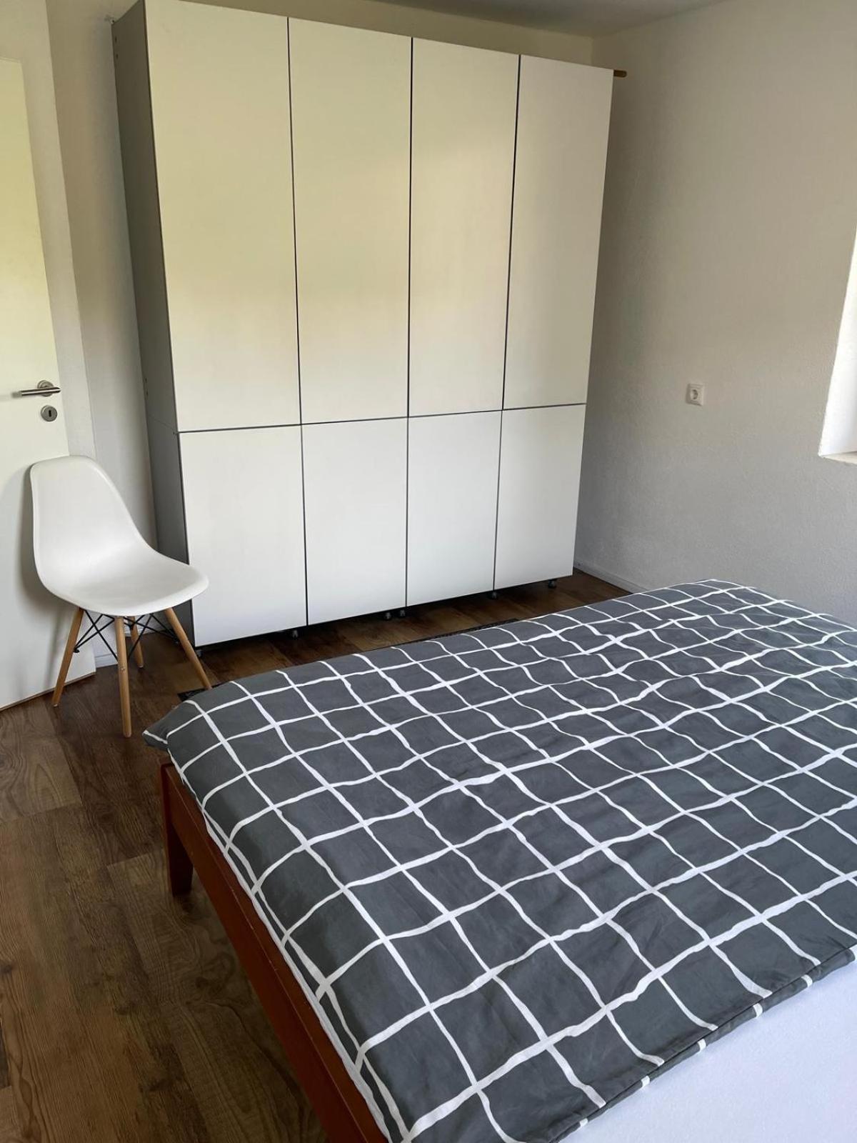 Bungalow In Ruhiger Siedlung Mit Stellplatz 란츠후트 외부 사진